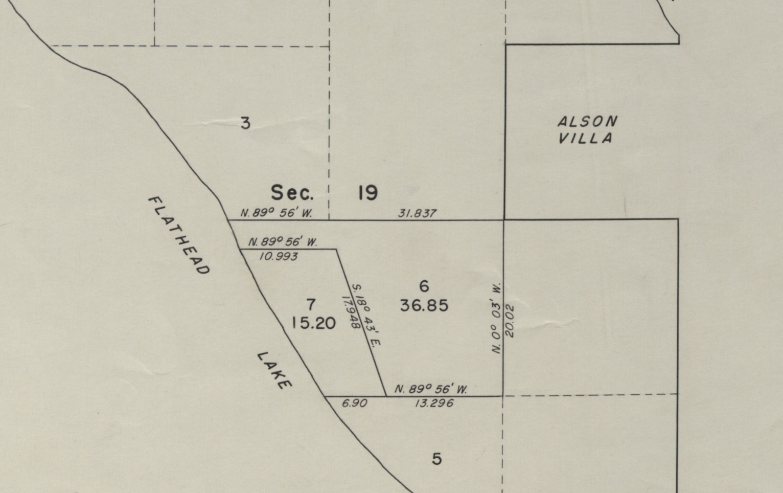 a hand-drawn survey plat depicting a parcel boundary